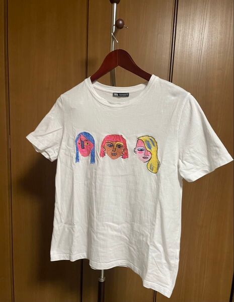 ZARA 刺繍デザインTシャツSサイズ 白ザラ綿コットン