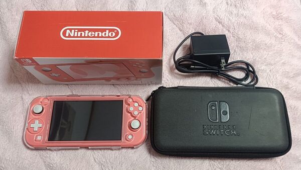 Nintendo Switch Lite コーラルピンク 本体
