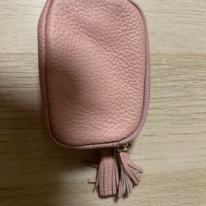 レザー コインケース ピンク タッセルチャーム付き