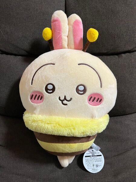 ちいかわ ハチさんBIGぬいぐるみ うさぎ
