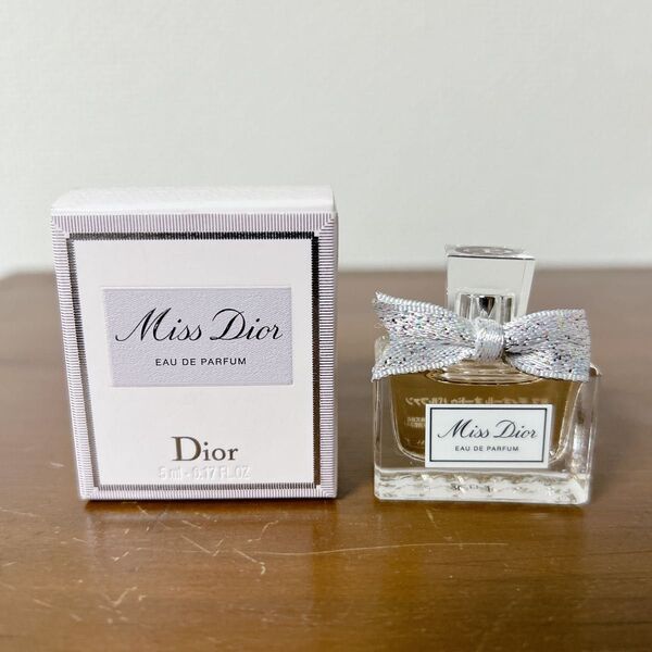 未使用★Dior ミスディオール オードゥパルファン 5ml 香水