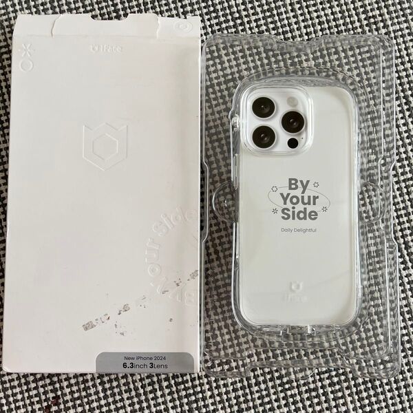 iFace アイフェイス iPhone16Pro Look in Clear
