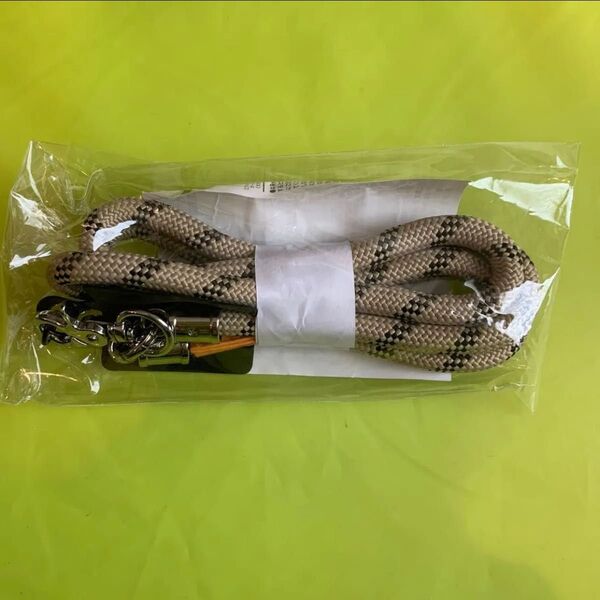 ランドクルーザー250 ロープ 斜めがけショルダーストラップ 非売品
