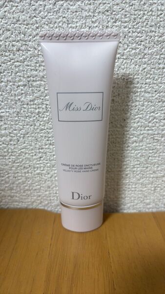 Miss Diorのハンドクリーム。50ml クリスチャンディオール