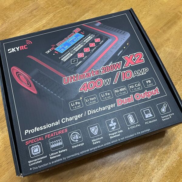 充電器 SKY RC Ultimate 200W X2 professional