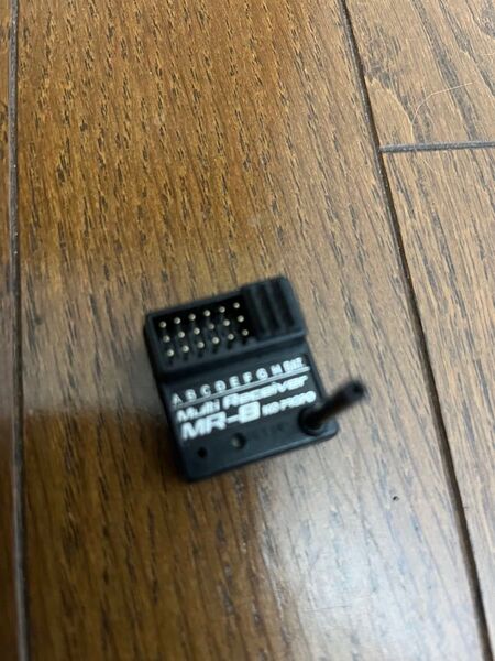 MR-8 2.4GHz MX-F受信機