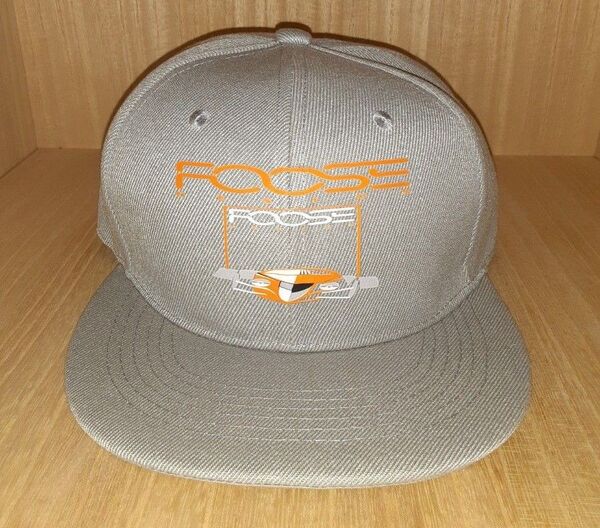 海外美品(FOOSE)グレー キャップ