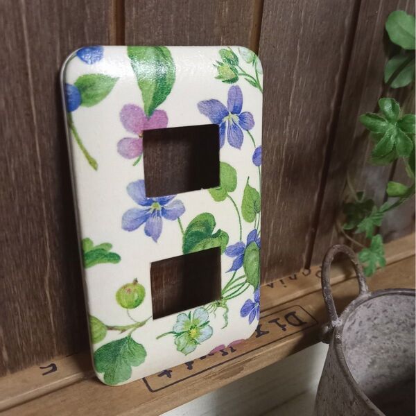 バイオレットベリーズ2口タイプ スイッチカバー DIY