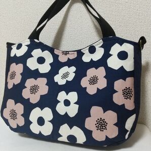 ハンドメイド 北欧 フラワー ポケ2つバッグ トートバッグ ネイビー