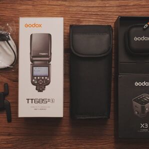 【極美品】Godox ストロボ TT685II-S 【Sony用】【ゴドックス TTL カメラ フラッシュ タッチスクリーン】