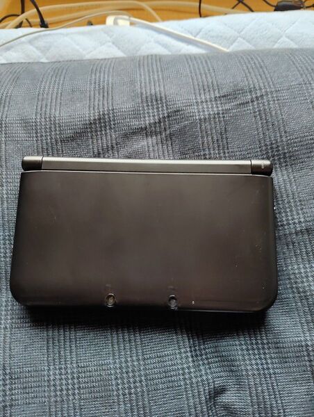 ニンテンドー3DSLL ポケモンソフト入り