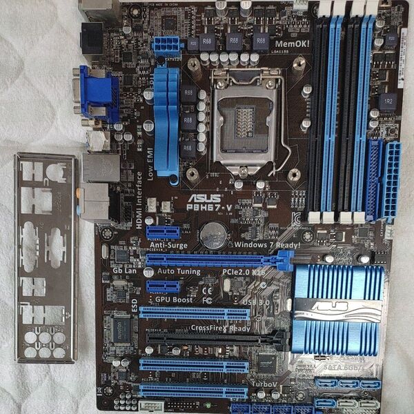 ASUS製 マザーボード P8H67-V