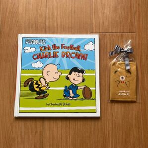 ハーフハンカチ付き 大人も子どもと楽しめる勉強になる可愛いPEANUTS絵本