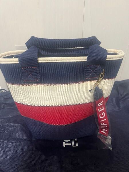 本日値下げ限りTOMMY HILFIGER トートバッグ 新品タグ付き