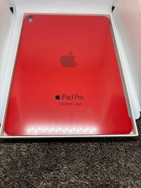 【未開封】9.7インチ iPad Pro 用 Apple アップル純正 シリコーンケース レッド PRODUCT MM222FEA
