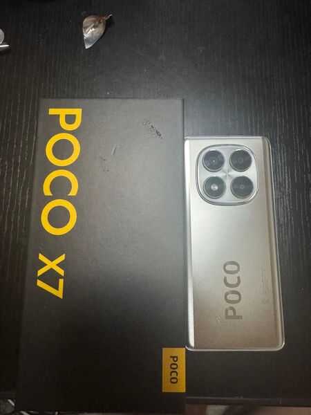 POCO X7 スマートフォン シルバー 本体のみ
