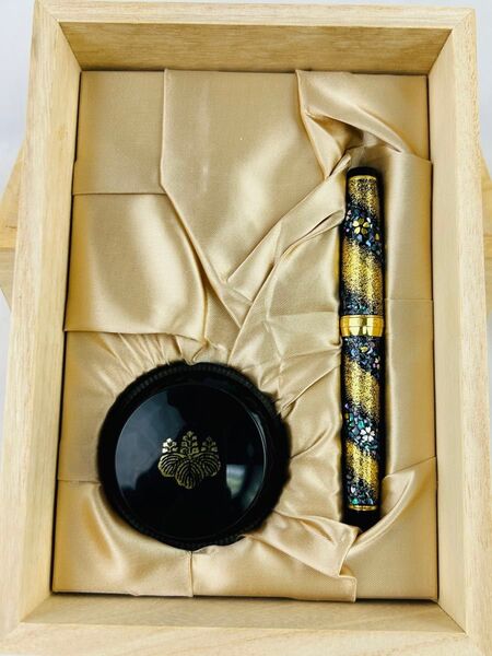 SAILOR セーラー万年筆 21K 内閣総理大臣特別慰労品 螺鈿蒔絵 桜流れ