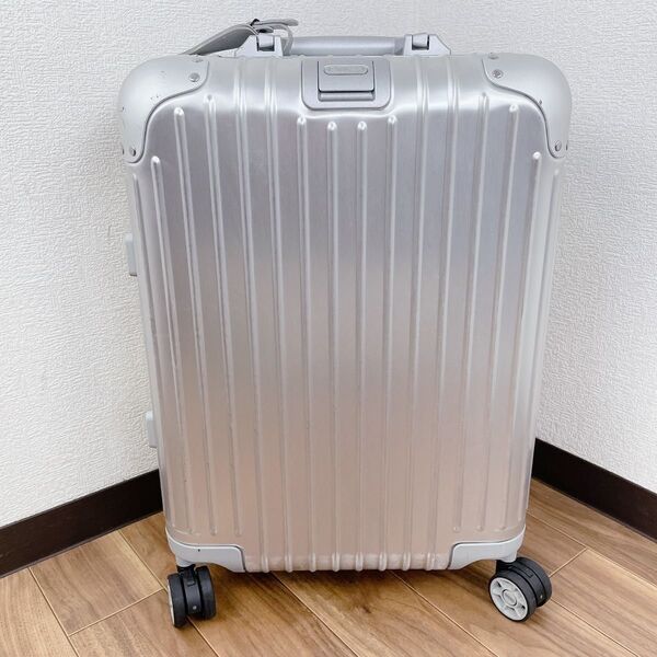RIMOWA TOPAS スーツケース 36L 924.53 4輪 リモワ トパーズ キャリーケース シルバーアルミキャリーケース