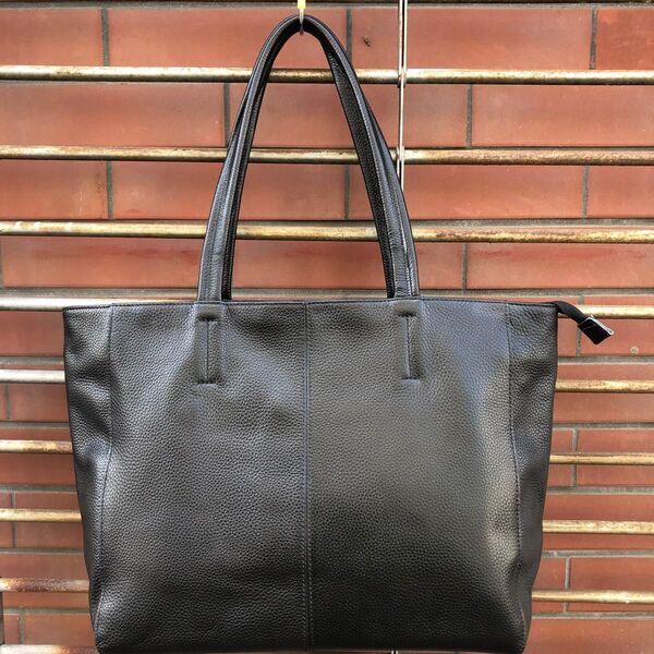 GUSCIO『新品未使用』【牛革】シュリンクレザートートバッグ