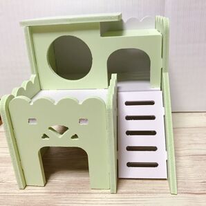 爬虫類ハムスター鳥ペットラット水洗いOKハウス可愛い家階段巣箱木箱おもちゃ遊具