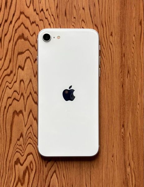 ★美品★iPhone SE2(第2世代)256GB ホワイト white バッテリー最大容量92% SIMフリー♪おまけ付き♪