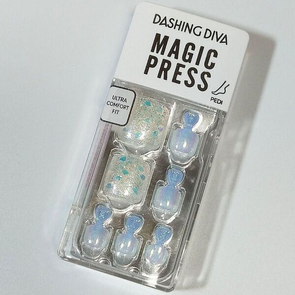 日本未発売品 144 Dashing Diva ダッシングディバ マジックプレス ネイルチップ 付け爪 1秒ジェルネイル