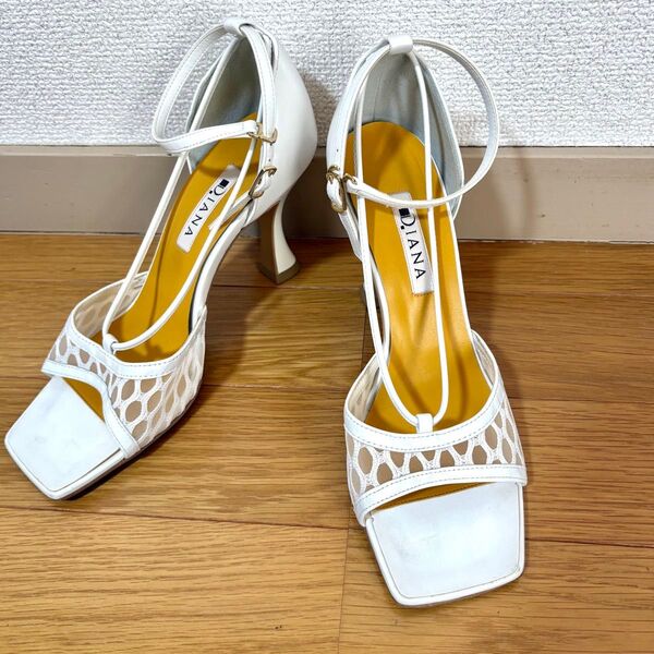 DIANA ホワイト オープントゥ ハイヒール 23.5cm サンダル