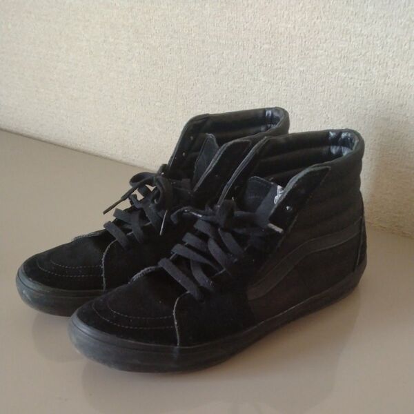 VANS スニーカー 黒 ブラック ハイカット 27.5cm