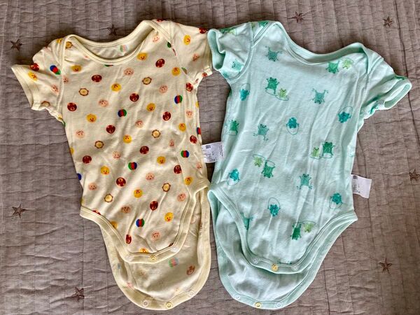 UNIQLO ユニクロ 半袖ボディスーツ 2枚 90サイズ 保育園 幼稚園 ベビー服 ベビー肌着 ロンパース