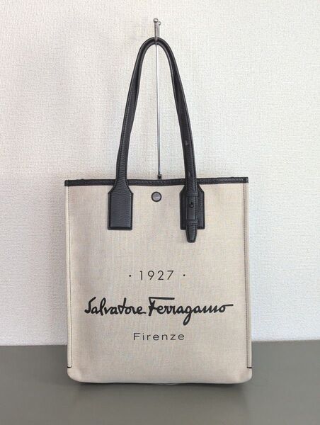 大人気【現行品】Salvatore Ferragamo フェラガモ トートバッグ キャンバス 肩掛け ショルダー