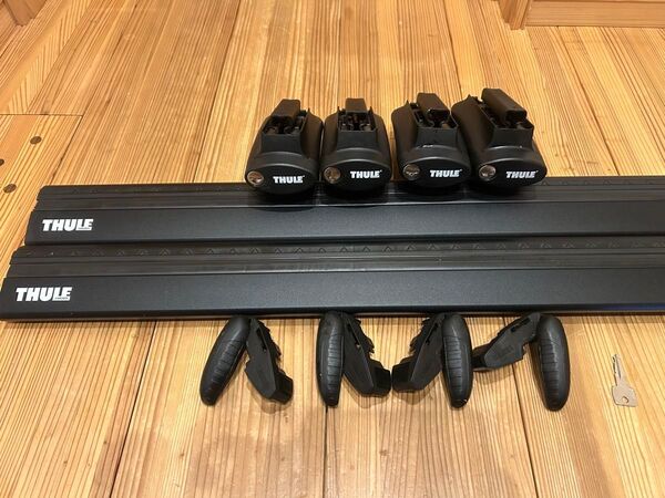 thule 775 7114b ルーフレール付き車用 ベースキャリア