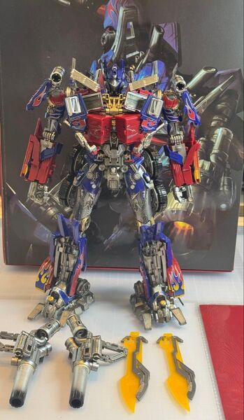 black apple M07 commander thunder leader トランスフォーマー オプティマスプライム似