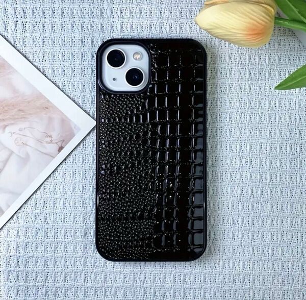 iPhone16Plus アイフォン16プラス 保護 ケース カバー 艶のあるクロコダイル調 大人っぽく 艶がありカッコいいです
