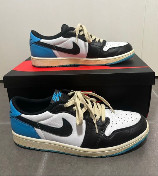 Air Jordan 1 Low ブラック アンド ダークパウダーブルー/UNC