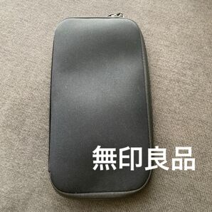 無印良品 ポリエステルパスポートケース 黒 MUJI