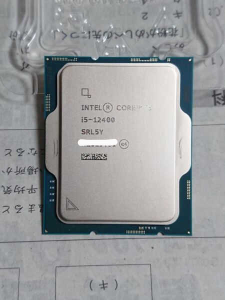 Intel core i5 12400 グラフィックスあり
