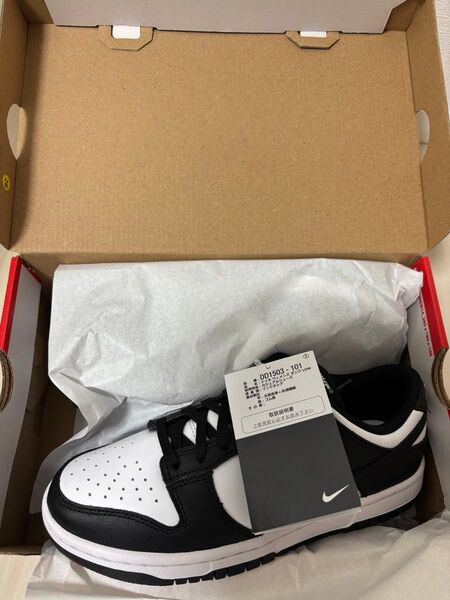 NIKE ウィメンズ ダンク LOW パンダ DD1503-101 23.5cm