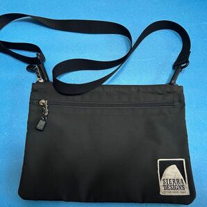 超便利!SIERRA DESIGNS ブラックショルダーバッグ