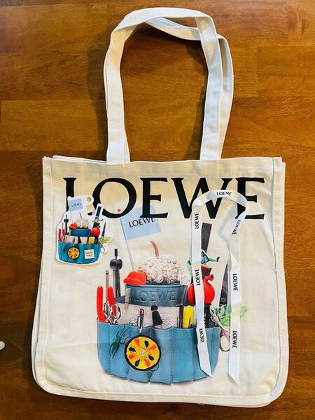 LOEWE ノベルティ トートバッグ