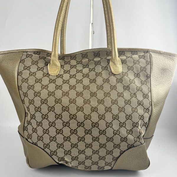 GUCCI GGキャンバストートバッグ