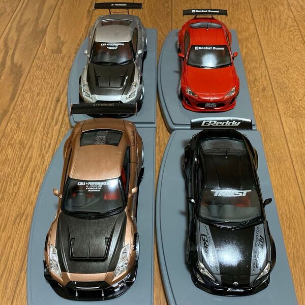 アオシマ 1/24 リバティーウォーク R35 GT-R GREDDY ROCKET BUNNY 4台セット