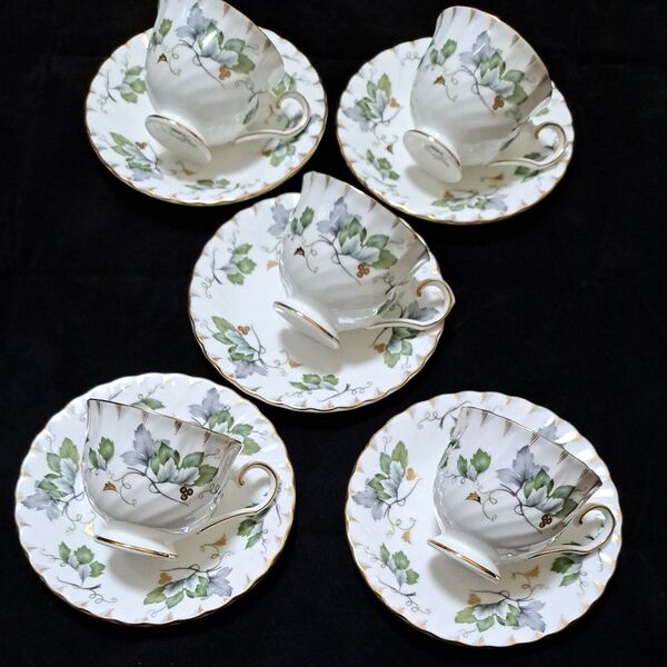 HOYA 金彩 カップ ソーサー 花柄 洋風 洋食器 食器 コーヒーカップ ティーカップ 未使用 美品 5客揃