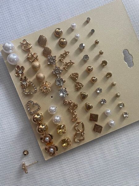 訳あり品 ピアス スタッドピアス ゴールド お得 30ペア