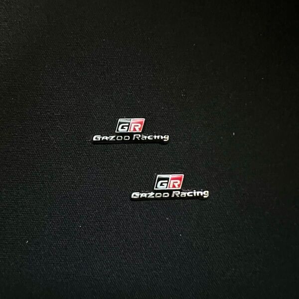 GR 金属製 メッキシルバー エンブレム 2枚セット トヨタ ガズーレーシング
