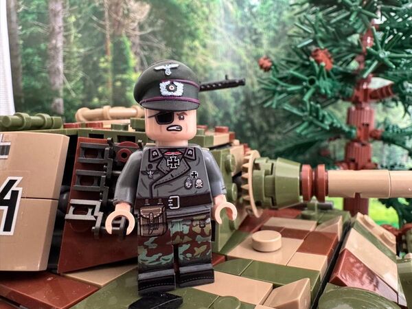 【美品】ドイツ軍 戦車長 ミニフィグ LEGO レゴ ww2 黒騎士物語 士官 ミリタリー 限定品 コレクション