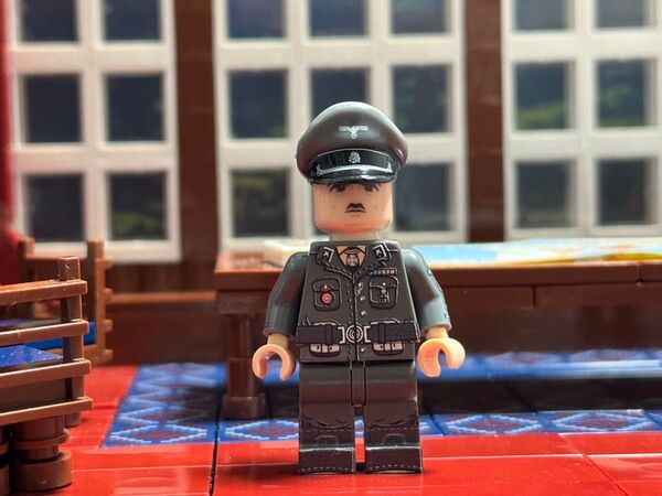 ドイツ軍 親衛隊 SS中将 フリッツ・フォン・シュルツ LEGO互換 ミニフィグ ww2 レゴ ミリタリー