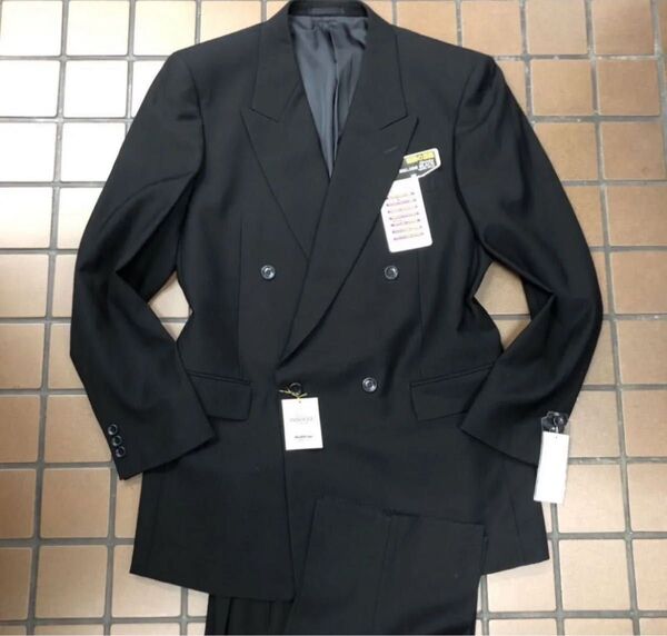 新品☆漆黒【Y8 3L相当★礼服】4Bダブルスーツ メンズスーツ ブラックフォーマル 冠婚葬祭 喪服 セットアップ アジャスター