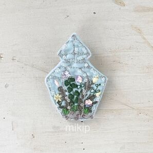 秘薬の小瓶〜アクアリエ〜B ビーズ刺繍ブローチ 魔法