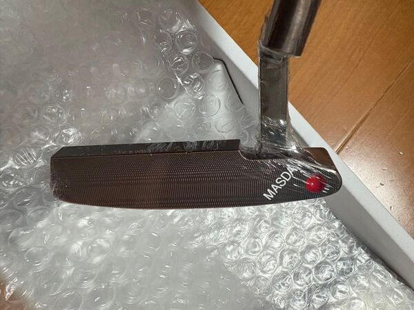 新品未開封 マスダゴルフ スタジオ2 パター ハンドメイド 専用ヘッドカバー付 右打 銅メッキ仕上げ 33インチ