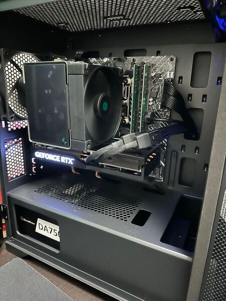 rtx4070super搭載ゲーミングPC